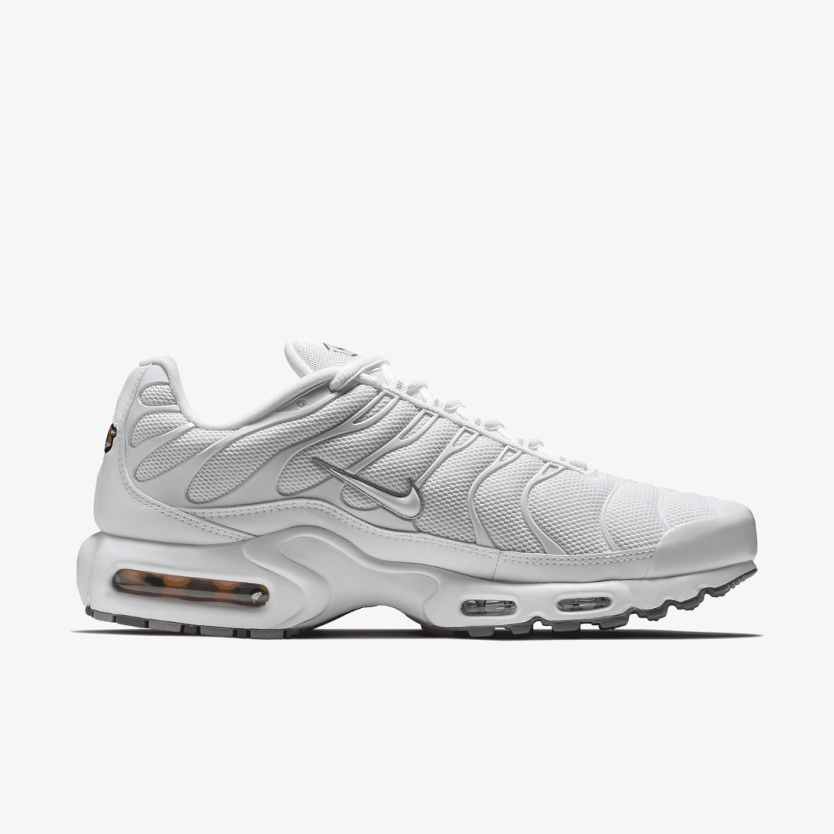 Nike-AIR-MAX-PLUS-TN-604133-139-BIALE-rozmiar-41-Material-zewnetrzny-syntetyk.jpg